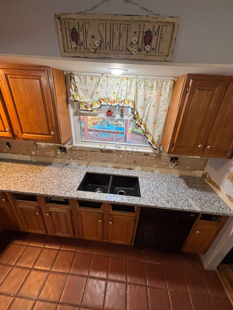 Cabinets (31)