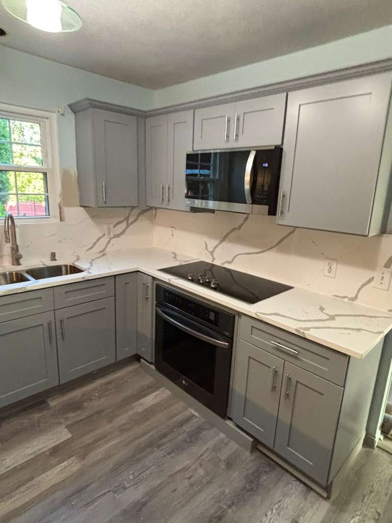 Cabinets (32)