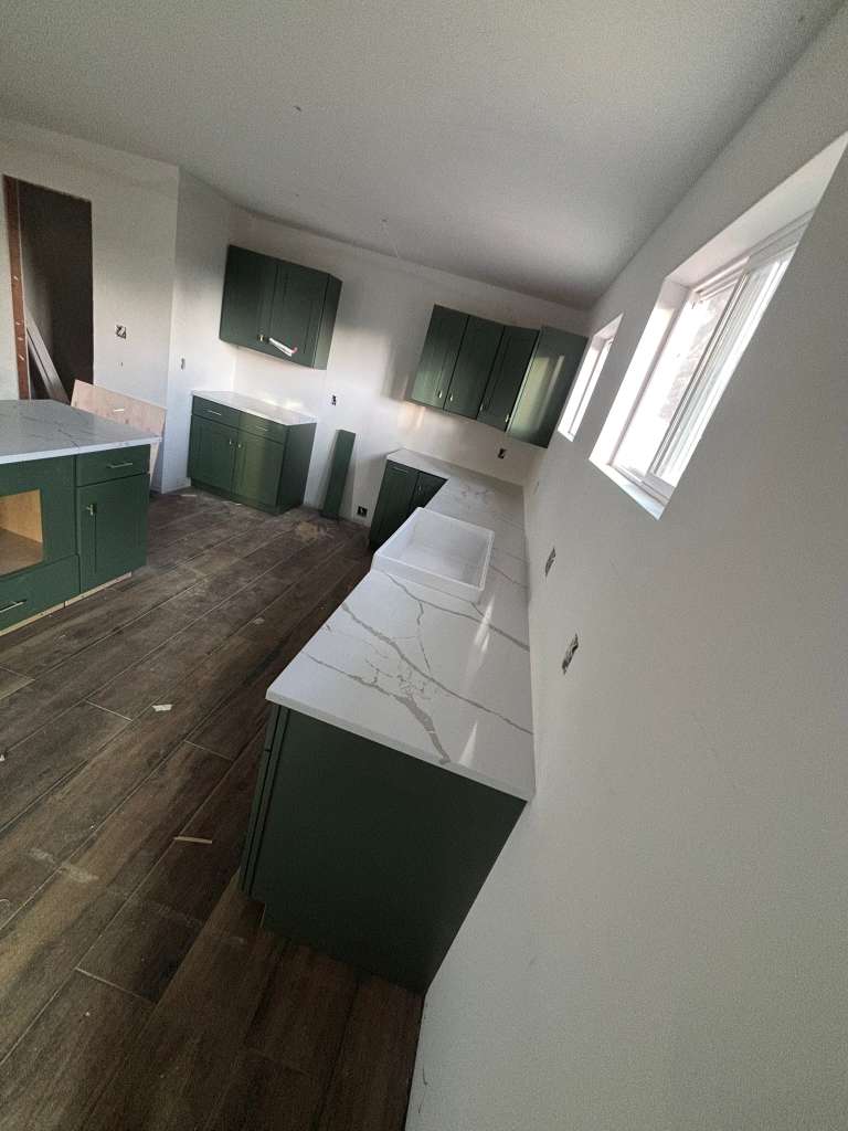 Cabinets (5)
